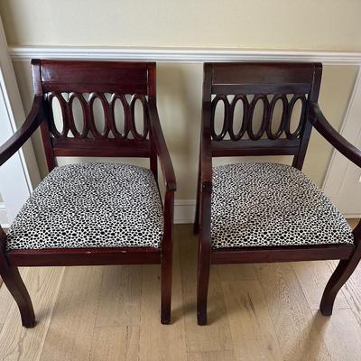 Solid Vintage Accent Lodging by Lowenstein Chairs