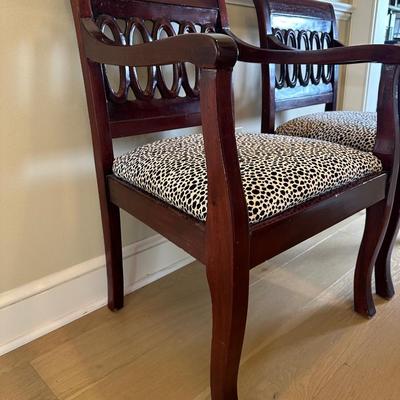 Solid Vintage Accent Lodging by Lowenstein Chairs