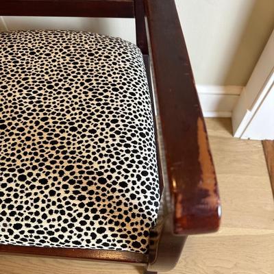 Solid Vintage Accent Lodging by Lowenstein Chairs