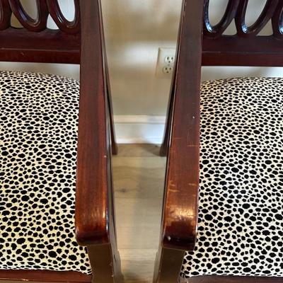 Solid Vintage Accent Lodging by Lowenstein Chairs