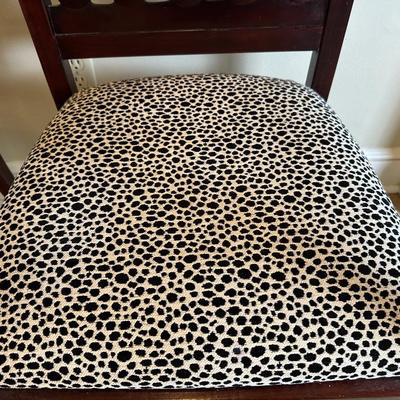 Solid Vintage Accent Lodging by Lowenstein Chairs
