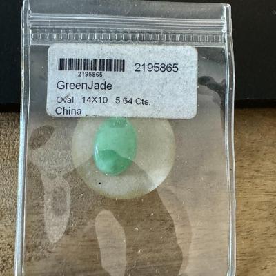 Green Jade / Oval / 5.64 CTs