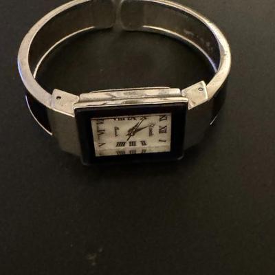 Xanadu fashion watch