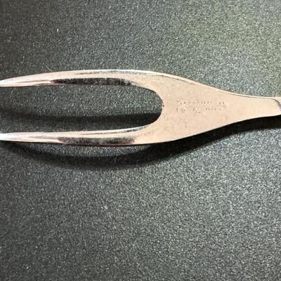 MCM olive fork
