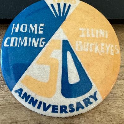 Home coming Illinois Buckeyes pin