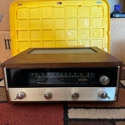 McIntosh MR67 Stereophonic FM Tuner W/ wood case