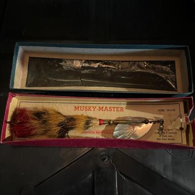 Musky - Master Lure - Marathon Bait company Wausau, WIS