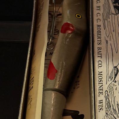 Vintage Mud Puppy Lure C.C. Roberts Bait Co. Mosinee, WIS 0101-M.P