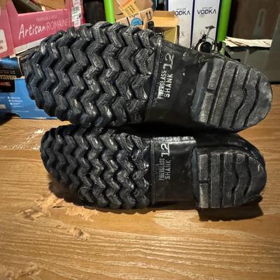 Lacrosse Ice boots size 12 with thermal inserts / Very little use