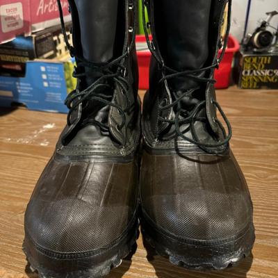 Lacrosse Ice boots size 12 with thermal inserts / Very little use