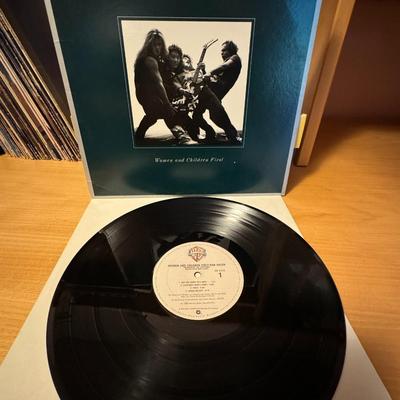 Van Halen Woman and children first LP