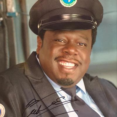 The Honeymooners Cedric the Entertainer Signed Movie Photo