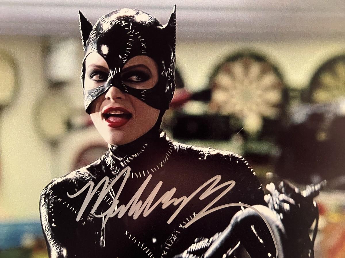 Batman Returns Michelle Pfeiffer signed photo | EstateSales.org