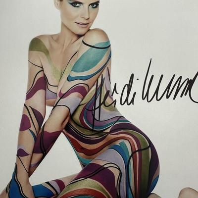 Supermodel Heidi Klum signed photo