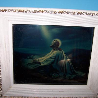 LOT 77 WONDERFUL MID CENTURY LIGHTED JESUS PICTURE