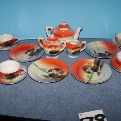 LOT 78 FAB VINTAGE GOLD CASTLE JAPAN CHILD'S TEA SET