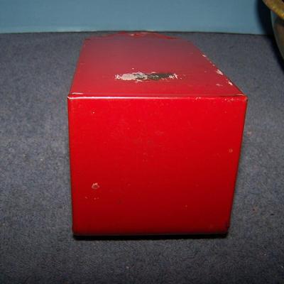 LOT 79 GREAT VINTAGE KITCHEN STUFF MATCH HOLDERS & BOWLS