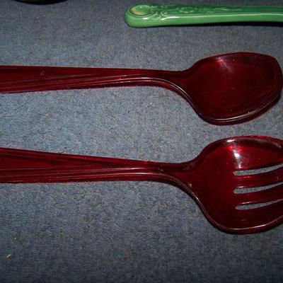 LOT 80 MORE GREAT VINTAGE KITCHEN STUFF