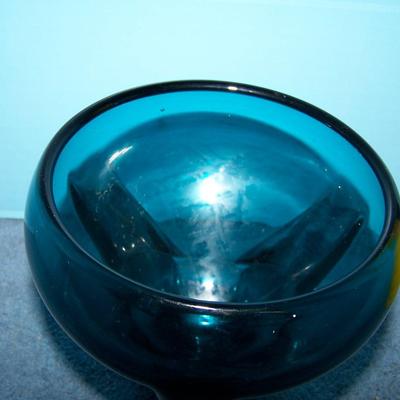 LOT 82 GORGEOUS MID CENTURY ART GLASS VIKING