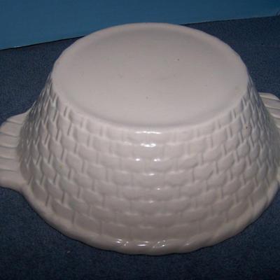LOT 85 WONDERFUL MCM METLOX SCULPTURED DAISY SERVING PIECES