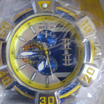 New in box -Invicta LA Rams watch