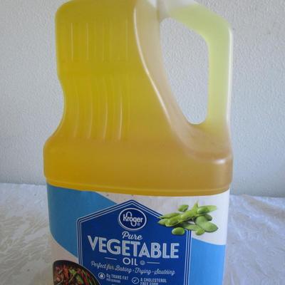 1 Gallon Kroger Vegetable oil