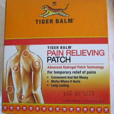 Pain Relieving Patches, back scratcher, massagers