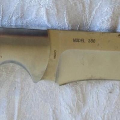 Browning knife, new condition