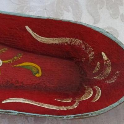 Decorative wood shovels; decorative shoe horn