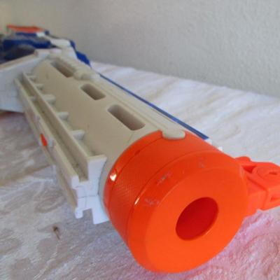 2 Nerf guns
