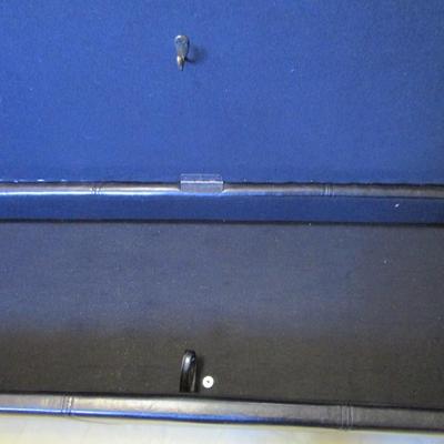 Black vinyl bench, false bottom and lock