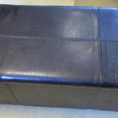 Black vinyl bench, false bottom and lock