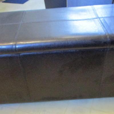Black vinyl bench, false bottom and lock