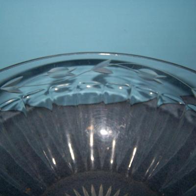 LOT 89 LOVELY VINTAGE GLASSWARE