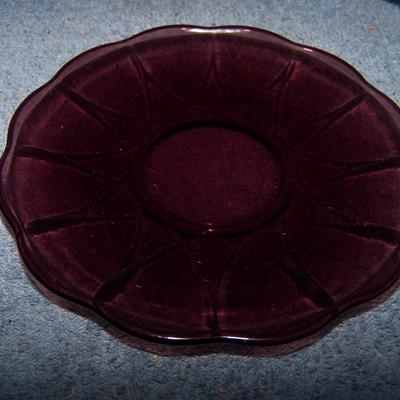 LOT 91 BEAUTIFUL MCM MOROCCAN AMETHYST & OTHER PURPLE GLASSWARE