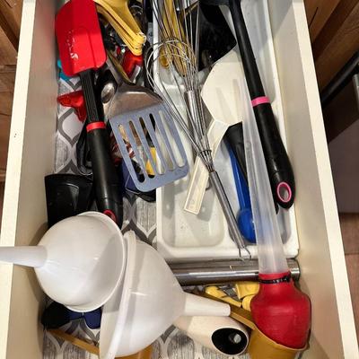 Lot of Kitchenware