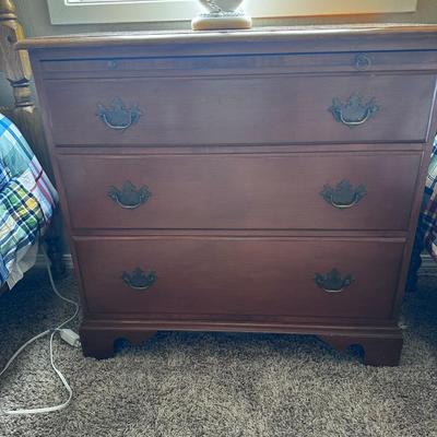 Chester drawer