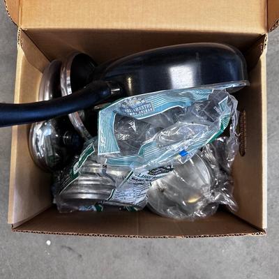Lot of camping ware