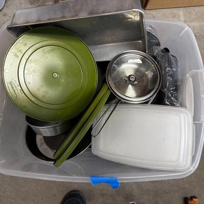 Lot of camping ware