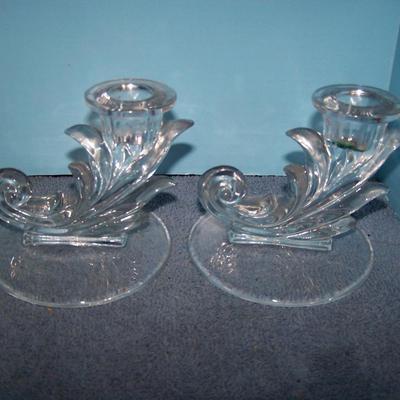 LOT 96 LOVELY VINTAGE GLASS CANDLESTICKS