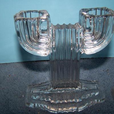 LOT 96 LOVELY VINTAGE GLASS CANDLESTICKS