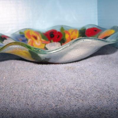LOT 100 BEAUTIFUL CONTEMPORARY ART GLASS P KAN
