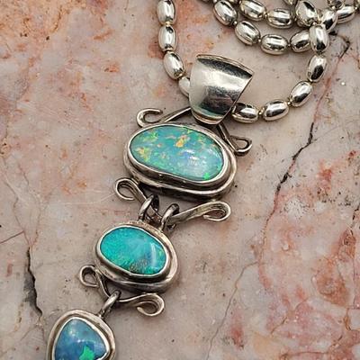 Cascading Three Opal Necklace 26gr