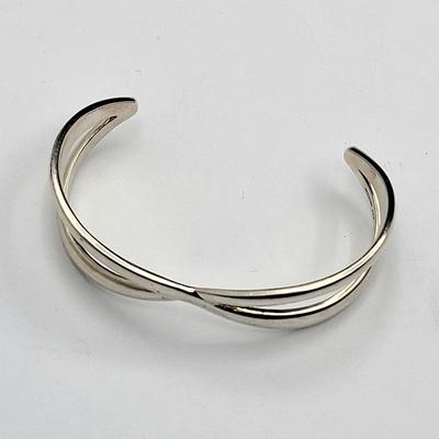 Designer E. Pearl Sterling Silver Criss-Cross Cuff 30gr
