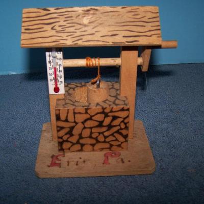 LOT 117 GREAT VINTAGE US SOUVENIRS--EATES PARK/GRAND ISLAND/IOWA/CAVE OF WINDS