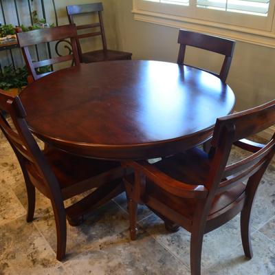 Dining Table & Chairs