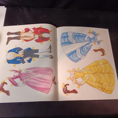 NEW DISNEY CHARACTERS PAPER DOLLS