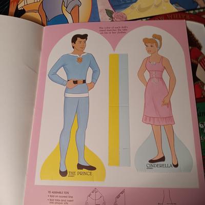 NEW DISNEY CHARACTERS PAPER DOLLS