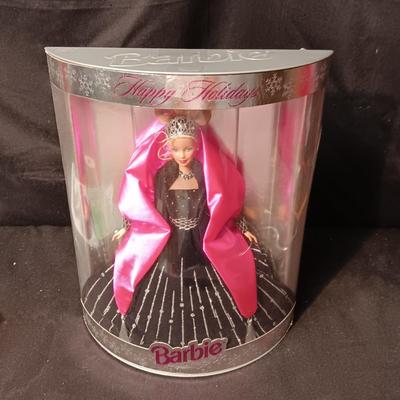 LIKE NEW SPECIAL EDITION HOLIDAY BARBIE