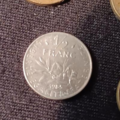 A COLLECTION OF FOREIGN COINS